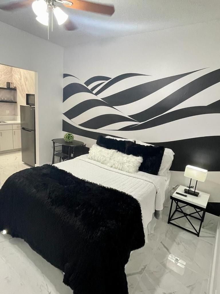 Cozy Studio, Prime Location, Remodeled, 1 Parking West Palm Beach Kültér fotó