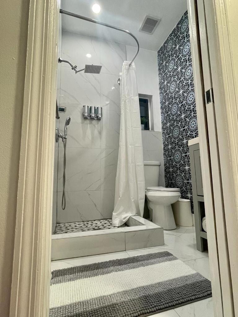 Cozy Studio, Prime Location, Remodeled, 1 Parking West Palm Beach Kültér fotó