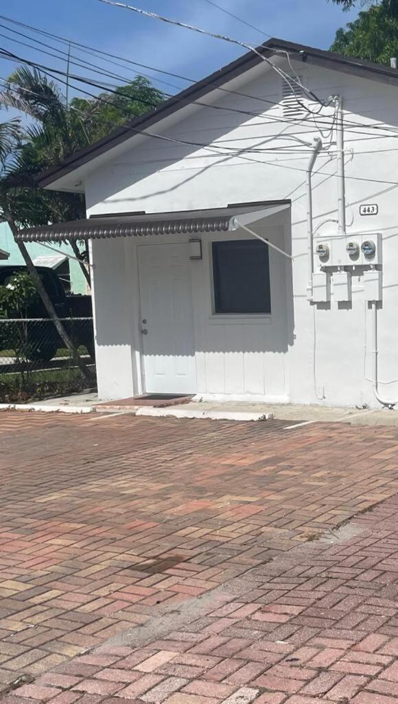 Cozy Studio, Prime Location, Remodeled, 1 Parking West Palm Beach Kültér fotó